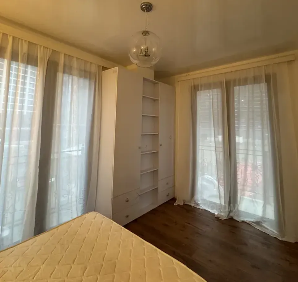 იყიდება 2 ოთახიანი ბინას 43მ² 3/6 სართ ბათუმი - photo 5