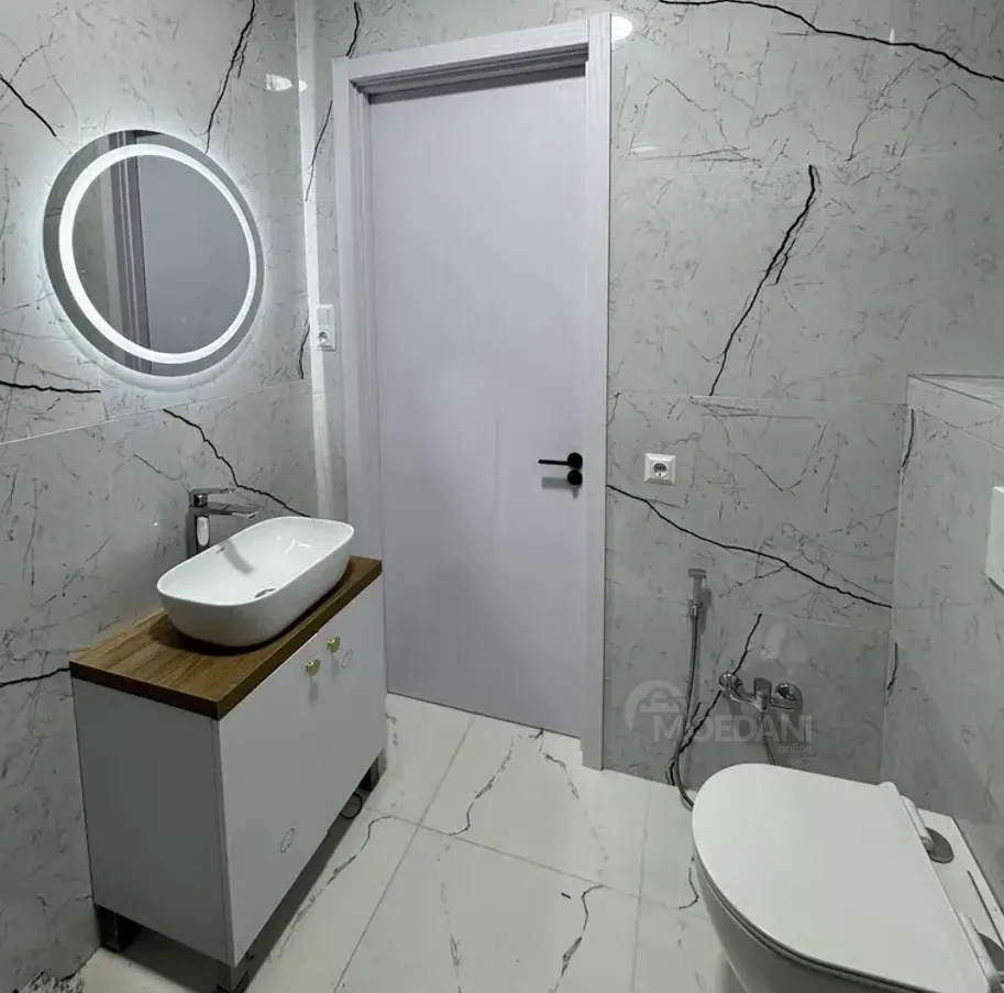 იყიდება 2 ოთახიანი ბინას 43მ² 3/6 სართ ბათუმი - photo 7