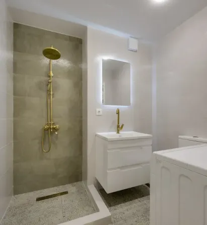 იყიდება 2 ოთახიანი ბინას 54მ² 4/10 სართ თბილისი