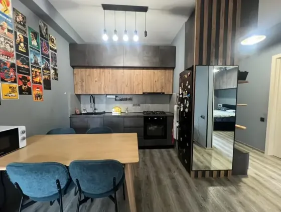 იყიდება 2 ოთახიანი ბინას 53მ² 11/11 სართ თბილისი