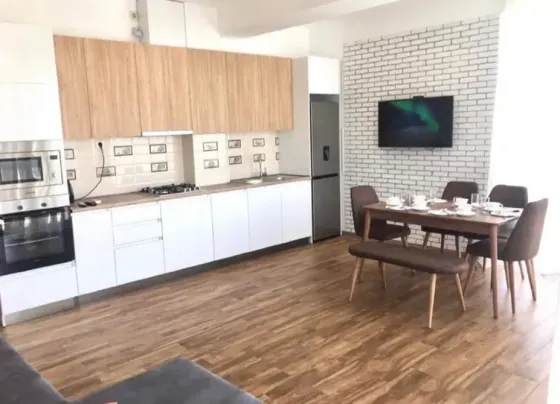 იყიდება 3 ოთახიანი ბინას 79მ² 11/14 სართ თბილისი