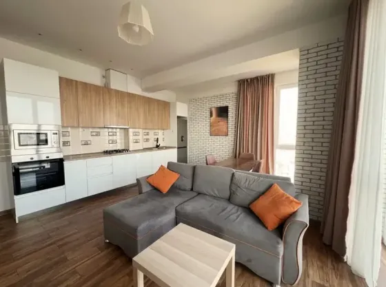 ქირავდება 3 ოთახიანი ბინა 79მ² 11/14 სართ თბილისი