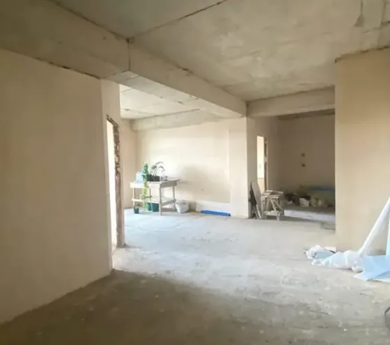 იყიდება 3 ოთახიანი ბინას 93მ² 10/15 სართ თბილისი