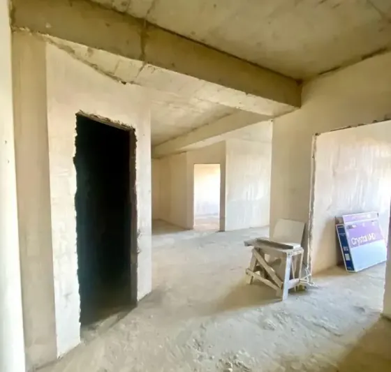 იყიდება 3 ოთახიანი ბინას 93მ² 10/15 სართ თბილისი