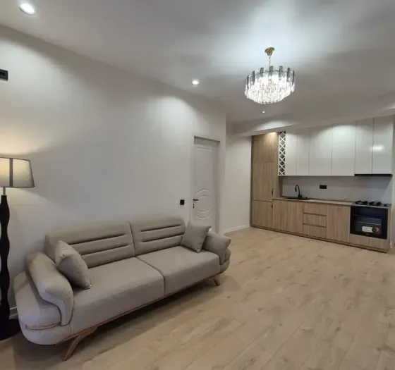 Продам 4-комн. квартиру 81м² 2/12 эт. Тбилиси