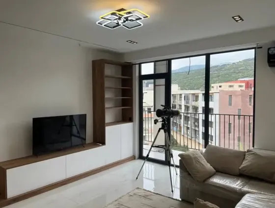 Продам 2-комн. квартиру 65м² 5/12 эт. Тбилиси