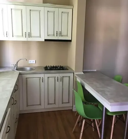 Продам 2-комн. квартиру 48м² 4/10 эт. Тбилиси