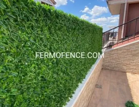 Ხელოვნური ბალახის (დეკორატიული ღობე) თბილისი