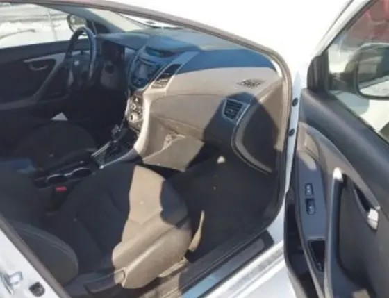 Hyundai Elantra 2016 Tbilisi