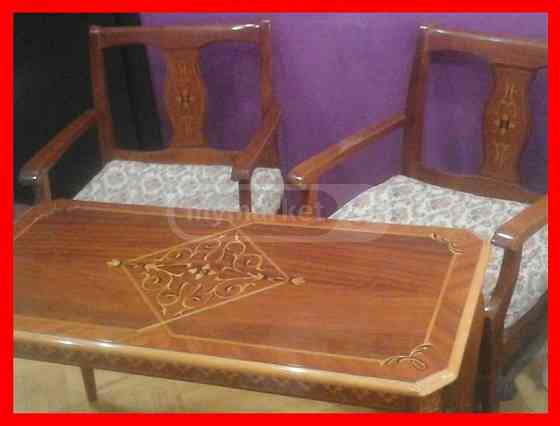 журнальный столик из натурального дерева Тбилиси