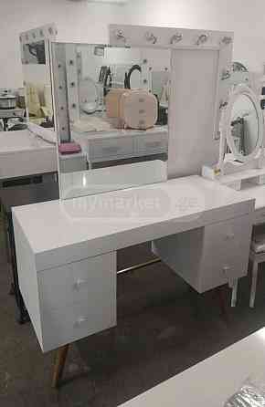 Makeup and make-up table Tbilisi