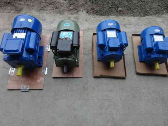 Electric motor at 220 volts, new pulleys. Tbilisi