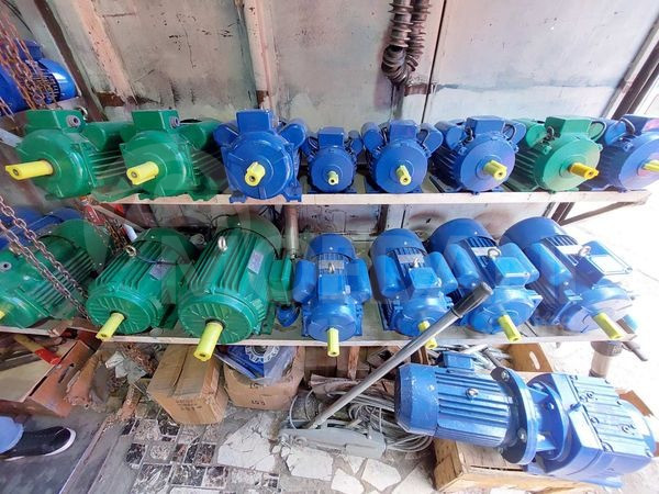 Electric motor at 220 volts, new pulleys. Tbilisi - photo 3