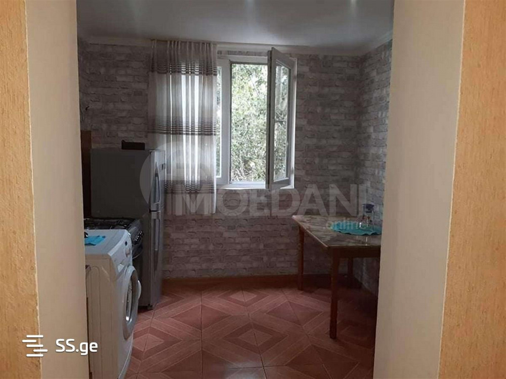 ქირავდება 2 ოთახიანი ბინა 50მ² 2/8 სართ თბილისი - photo 6