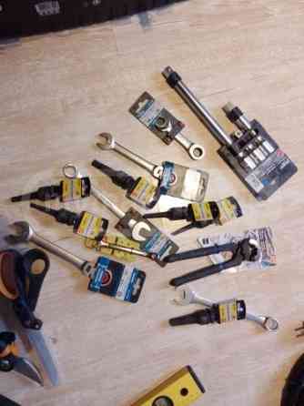 შვედეთიდან ჩამოტანილი გასაღებების ორიგინალური კომპლექტი თბილისი