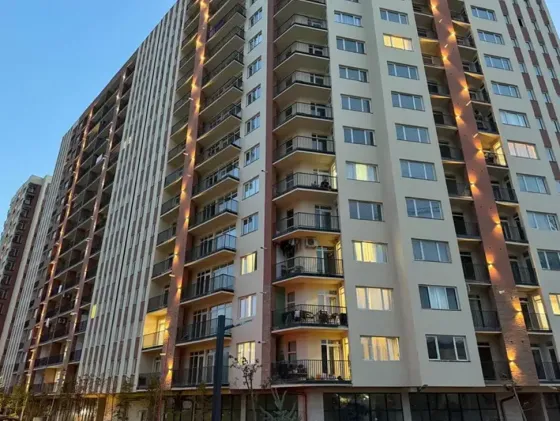 იყიდება 2 ოთახიანი ბინას 59მ² 11/15 სართ თბილისი