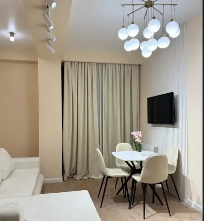 იყიდება 2 ოთახიანი ბინას 47მ² 4/15 სართ თბილისი