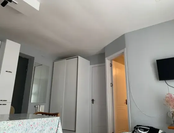 იყიდება 1 ოთახიანი ბინას 43მ² 9/9 სართ თბილისი