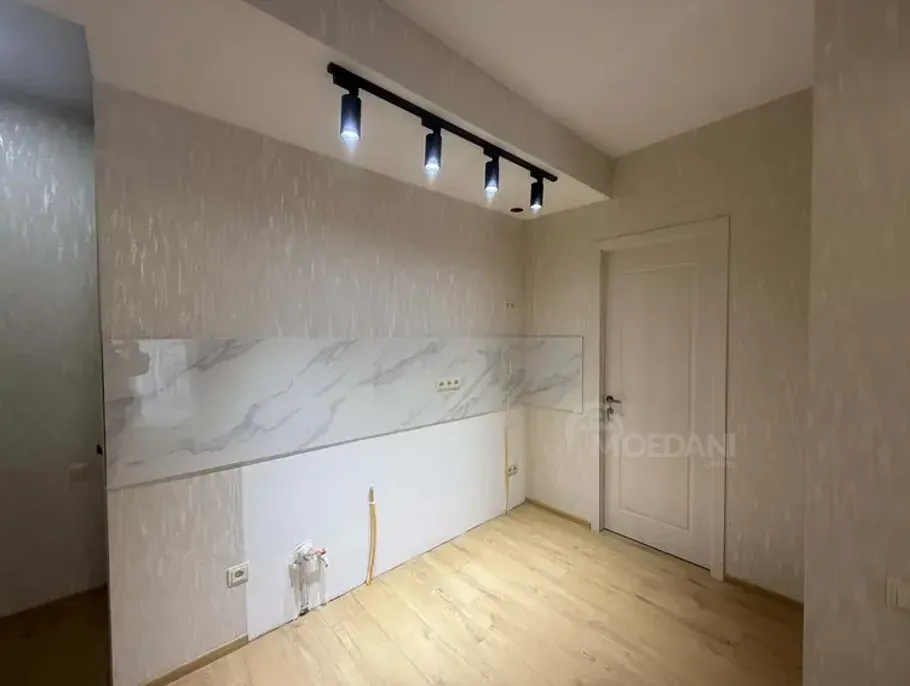 იყიდება 3 ოთახიანი ბინას 57მ² 6/12 სართ თბილისი - photo 4