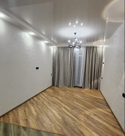 იყიდება 3 ოთახიანი ბინას 68მ² 3/7 სართ თბილისი