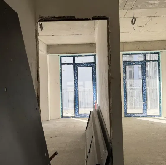 იყიდება 2 ოთახიანი ბინას 55მ² 7/25 სართ თბილისი