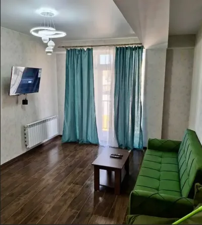 ქირავდება 2 ოთახიანი ბინა 50მ² 11/15 სართ თბილისი