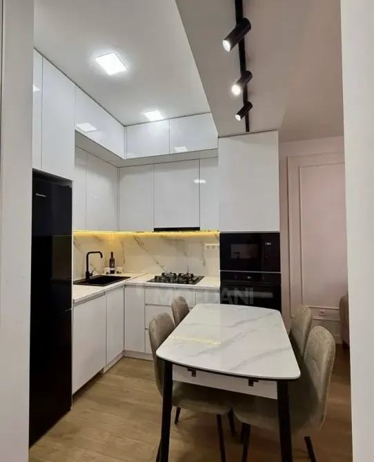 ქირავდება 2 ოთახიანი ბინა 60მ² 16/25 სართ თბილისი - photo 2