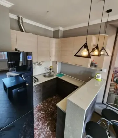 ქირავდება 2 ოთახიანი ბინა 50მ² 9/9 სართ თბილისი