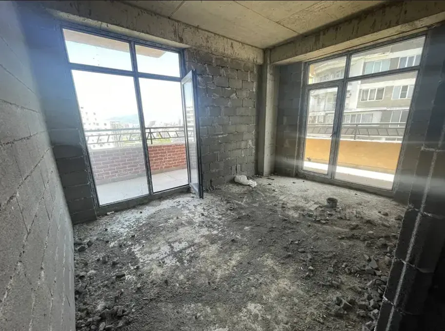 იყიდება 4 ოთახიანი ბინას 130მ² 12/13 სართ თბილისი - photo 2