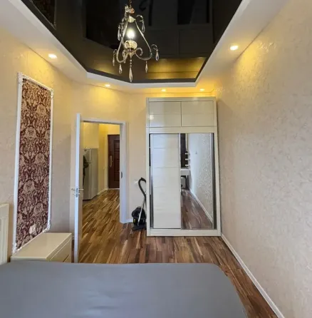 ქირავდება 2 ოთახიანი ბინა 60მ² 17/20 სართ თბილისი