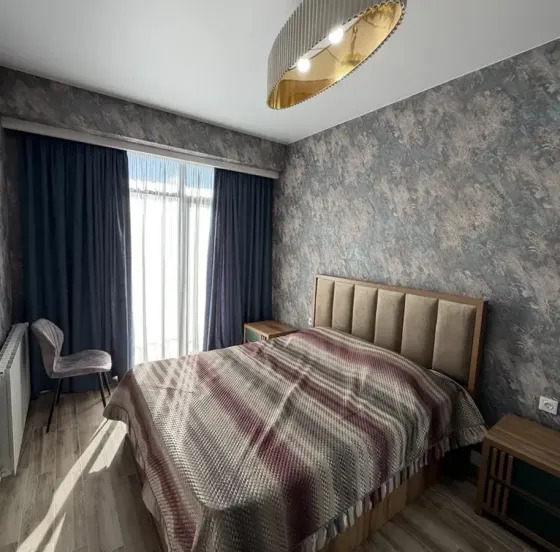 ქირავდება 3 ოთახიანი ბინა დღიურად თბილისში  55მ² 17/20 სართ თბილისი