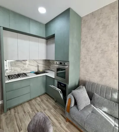 ქირავდება 3 ოთახიანი ბინა დღიურად თბილისში  55მ² 17/20 სართ თბილისი