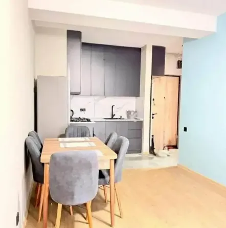 ქირავდება 2 ოთახიანი ბინა 60მ² 14/18 სართ თბილისი