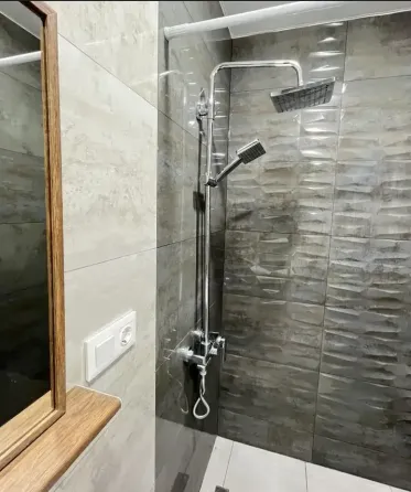 ქირავდება 2 ოთახიანი ბინა 65მ² 3/8 სართ თბილისი