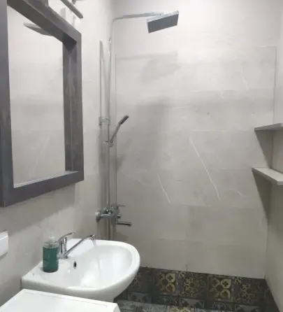 Apartments For Rent three-room 56м² 4/5 floor Tbilisi