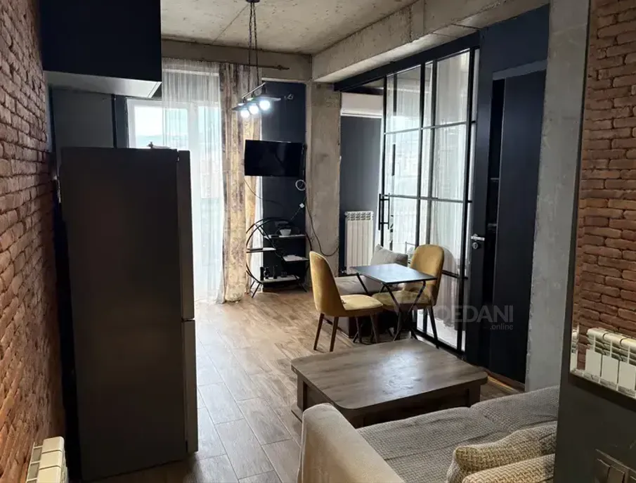 ქირავდება 2 ოთახიანი ბინა 60მ² 13/15 სართ თბილისი - photo 1