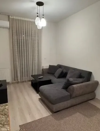 ქირავდება 3 ოთახიანი ბინა 60მ² 3/7 სართ თბილისი