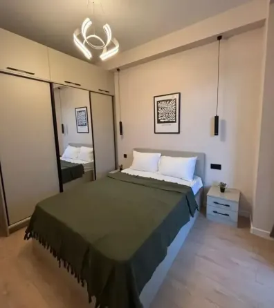 ქირავდება 2 ოთახიანი ბინა 50მ² 6/9 სართ თბილისი