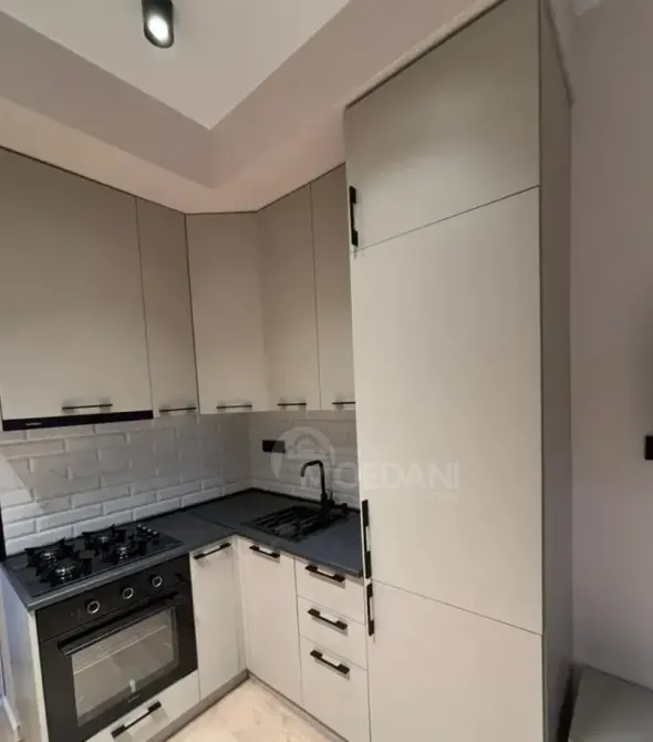 ქირავდება 2 ოთახიანი ბინა 50მ² 6/9 სართ თბილისი - photo 2