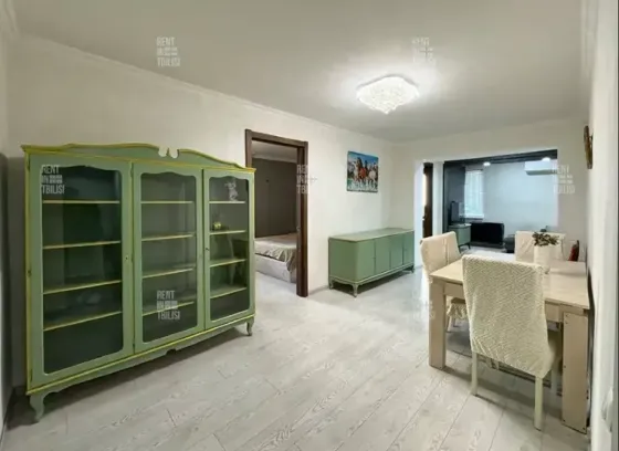 ქირავდება 3 ოთახიანი ბინა 88მ² 1/5 სართ თბილისი