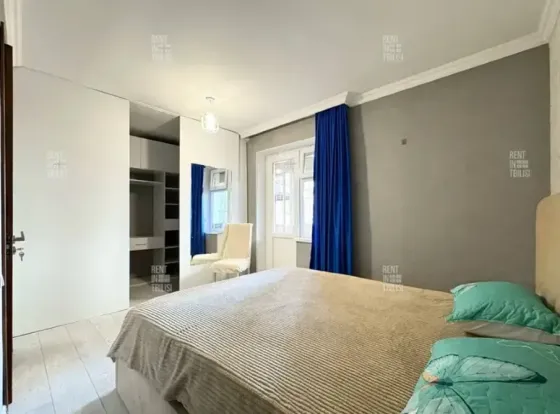 ქირავდება 3 ოთახიანი ბინა 88მ² 1/5 სართ თბილისი