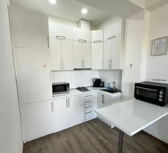 ქირავდება 1 ოთახიანი ბინა 40მ² 2/4 სართ თბილისი