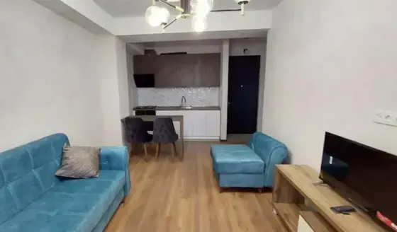 ქირავდება 2 ოთახიანი ბინა 50მ² 10/11 სართ თბილისი