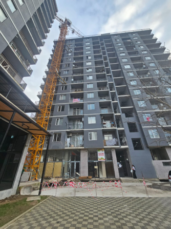 იყიდება 3 ოთახიანი ბინას 72მ² 5/12 სართ ბათუმი