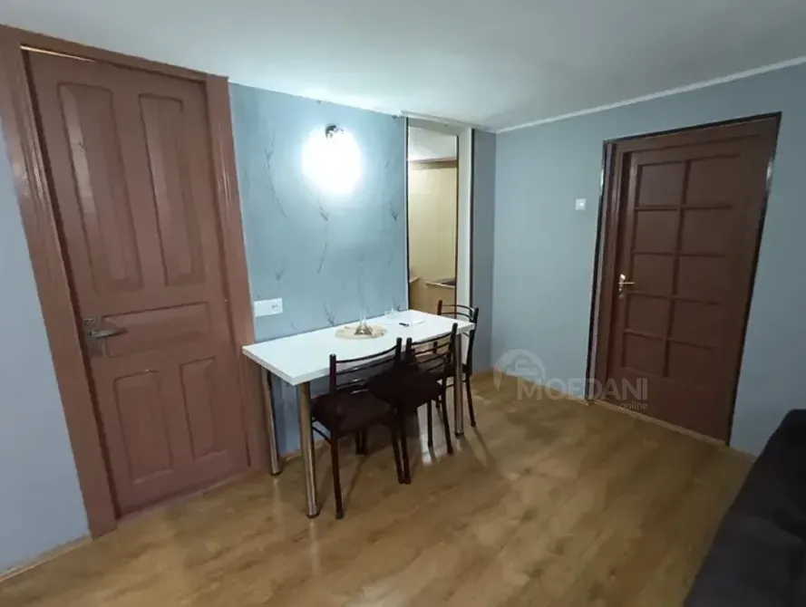 ქირავდება 2 ოთახიანი ბინა 40მ² 1/2 სართ თბილისი - photo 9