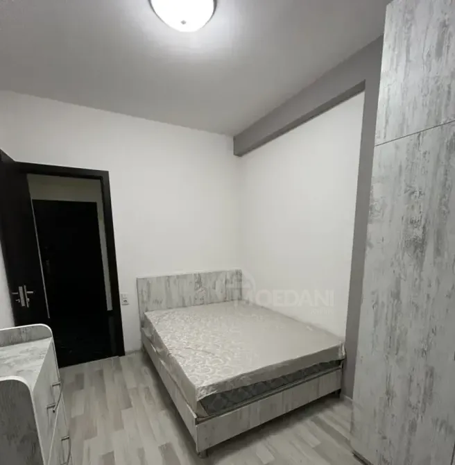 ქირავდება 2 ოთახიანი ბინა 47მ² 4/10 სართ თბილისი - photo 6