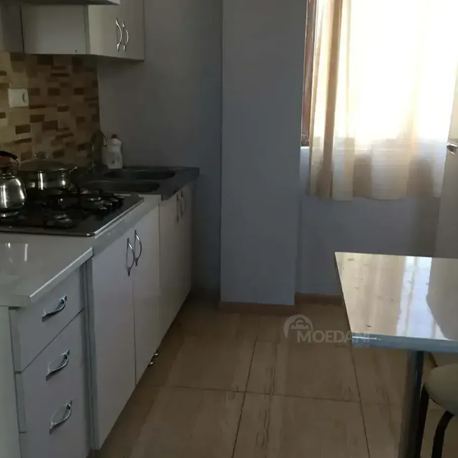 ქირავდება 2 ოთახიანი ბინა 72მ² 13/14 სართ თბილისი - photo 3