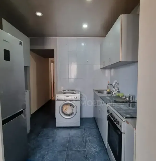 ქირავდება 2 ოთახიანი ბინა 65მ² 5/6 სართ თბილისი - photo 3