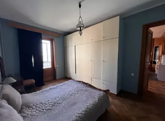 ქირავდება 2 ოთახიანი ბინა 75მ² 7/8 სართ თბილისი