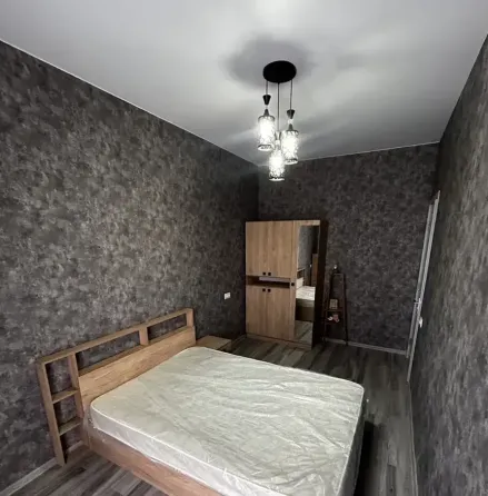 ქირავდება 2 ოთახიანი ბინა 50მ² 2/15 სართ თბილისი